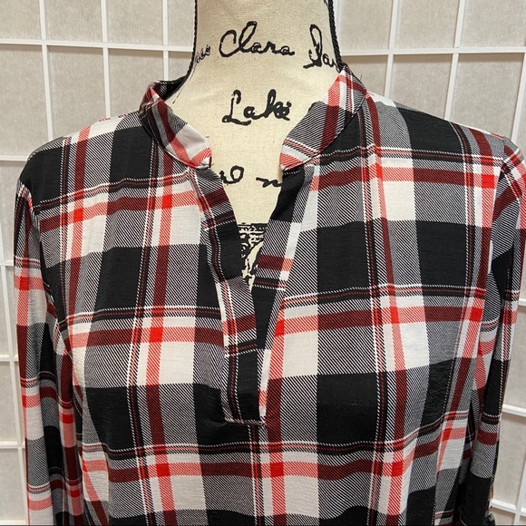 My Heart Size M Plaid Long Sleeve High Low Top - Picture 2 of 5